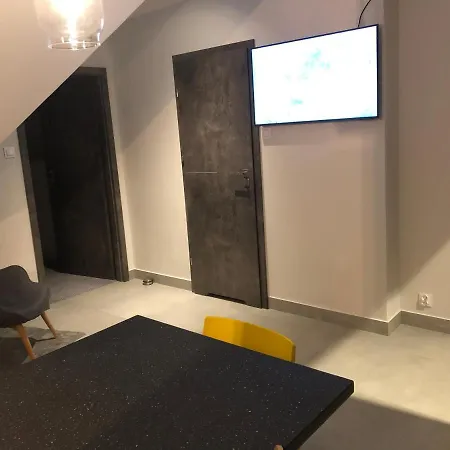 Apartment Dora *