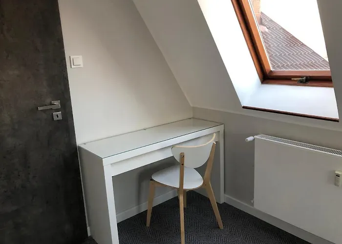 Dora * Познань